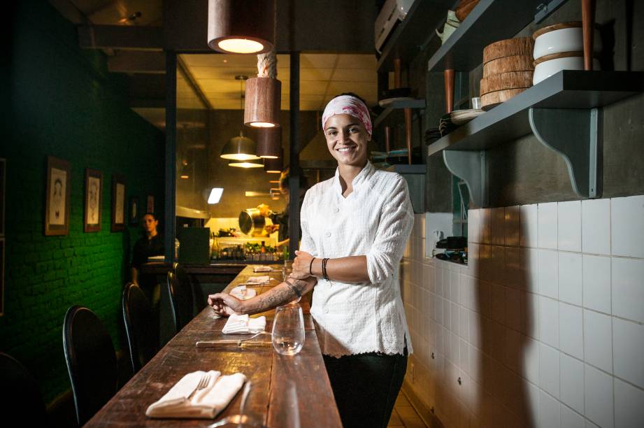 A chef Renata Vanzetto: concentração total na cozinha, que funciona só de terça a quinta A chef Renata Vanzetto: concentração total na cozinha, que funciona só de terça a quinta