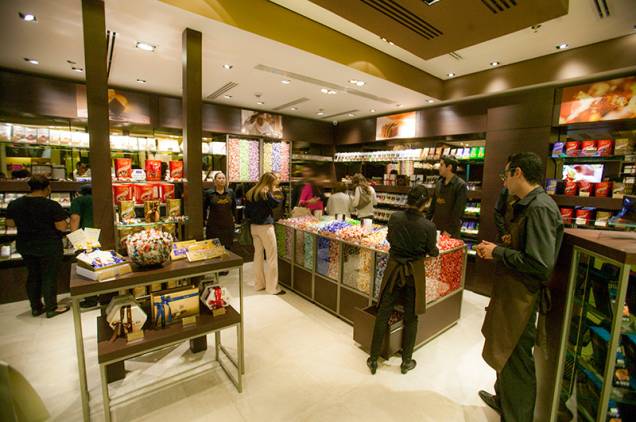 A unidade do Shopping Pátio Higienópolis é a primeira loja no Brasil A unidade do Shopping Pátio Higienópolis é a primeira loja no Brasil