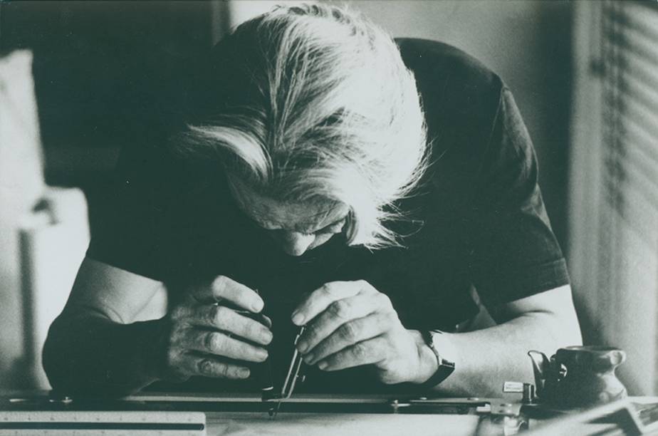 Artigas em seu escritório em 1975 Artigas em seu escritório em 1975