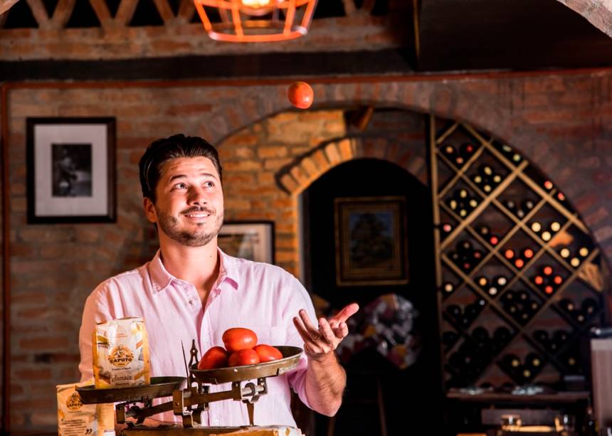 Quem assina o cardápio é o consultor Pedro Santanna Quem assina o cardápio é o consultor Pedro Santanna