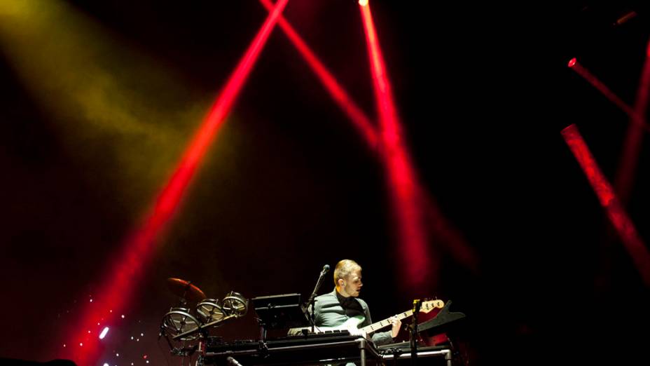 Inclosure: performance ensaiadinha, mas nada enfadonha Inclosure: performance ensaiadinha, mas nada enfadonha