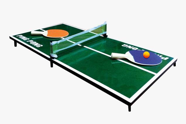 Kit de pingue-pongue com mesa, rede, raquetes e bola Kit de pingue-pongue com mesa, rede, raquetes e bola