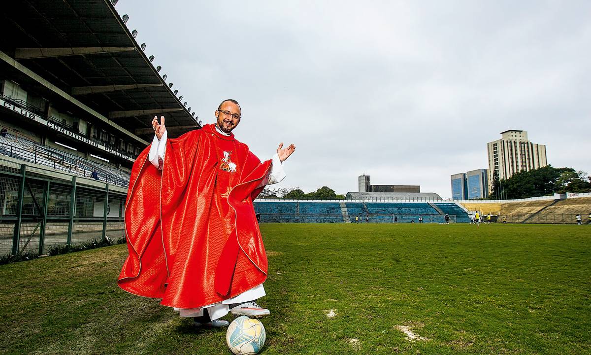 Padre Jeferson Mengali