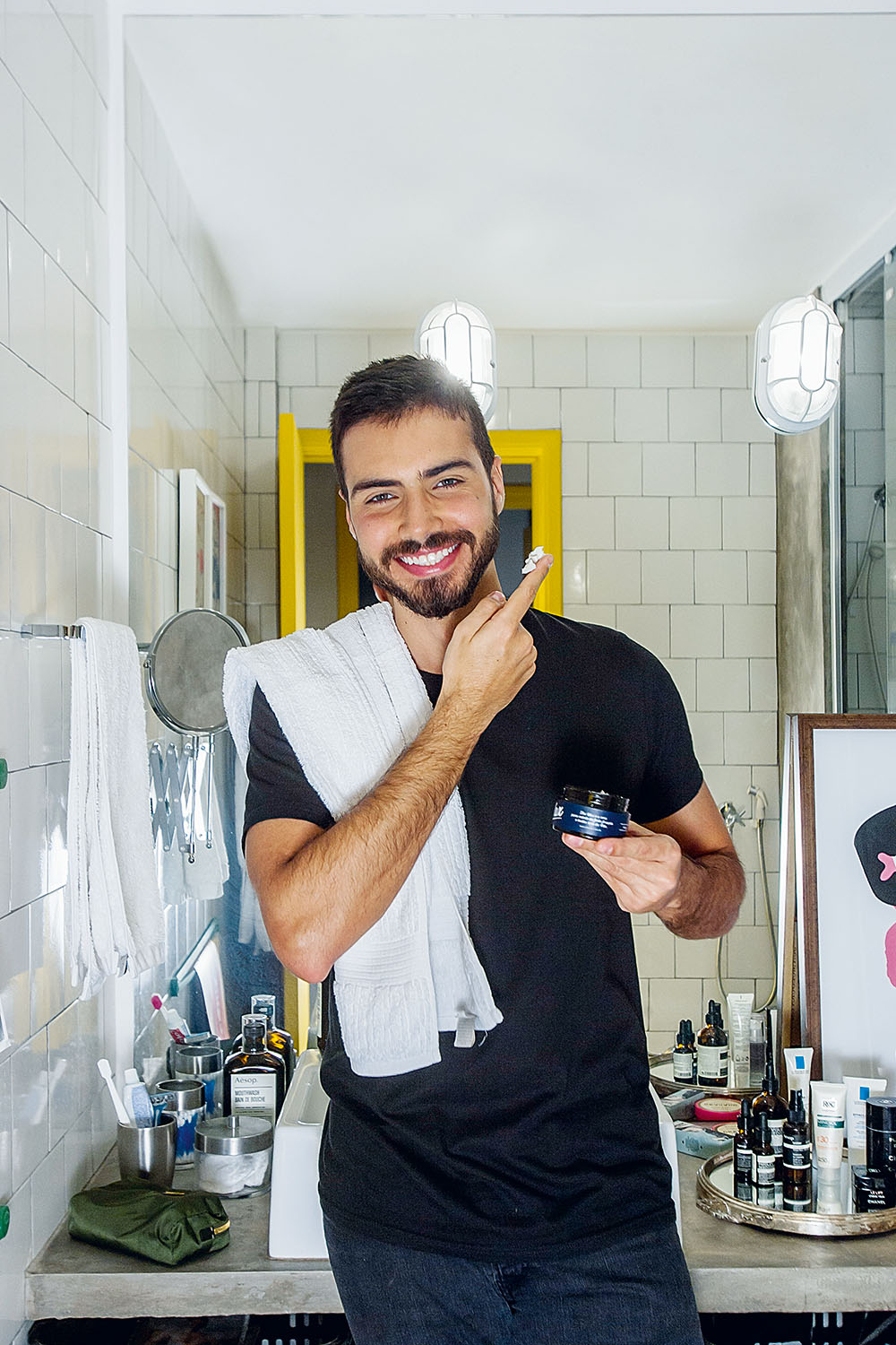 Praticidade nas compras impulsiona mercado de cosmético masculino