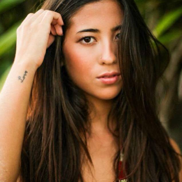 Namorada de Gabriel Medina, Tayná Hanada é modelo Namorada de Gabriel Medina, Tayná Hanada é modelo