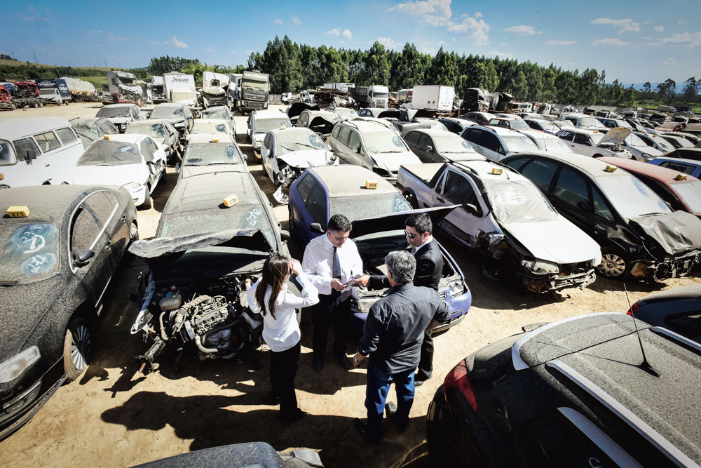 Pátio carros leilão mapfre