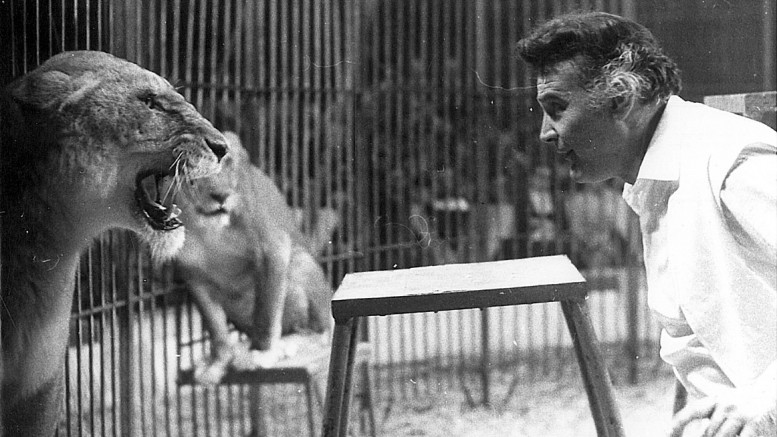 Orlando Orfei, lenda do circo mundial, morre aos 95 anos