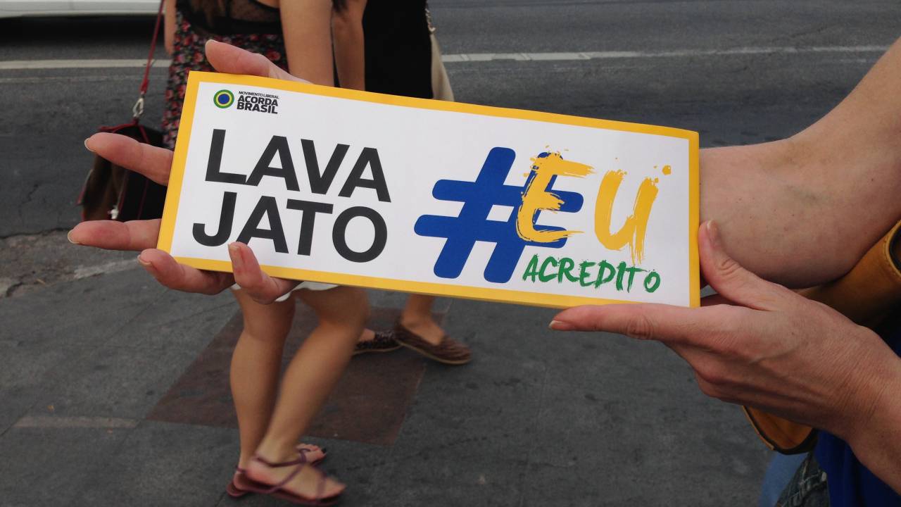 Manifestação - Lava Jato