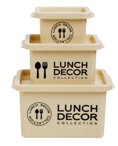 Kit com três marmitas: R$ 69,90. Japonique Kit com três marmitas: R$ 69,90. Japonique