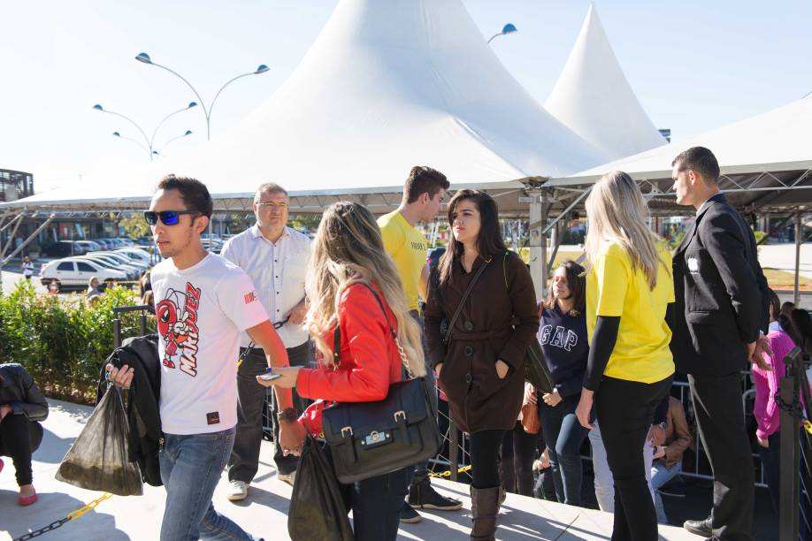 Outlet Forever 21: os portões foram abertos às 8h