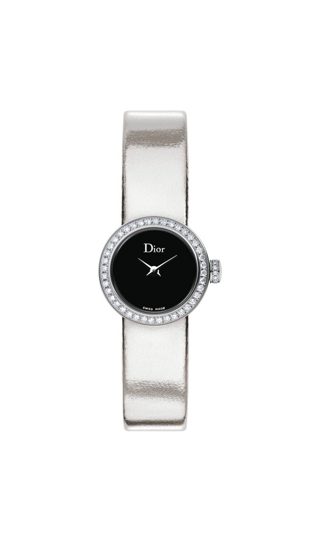 La Mini D, Dior: mostrador de 19 milímetros e duas pulseiras La Mini D, Dior: mostrador de 19 milímetros e duas pulseiras