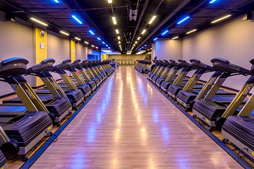 Homem morre após passar mal em academia do centro