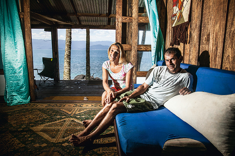 Moradores de ilhas do litoral paulista vivem no isolamento