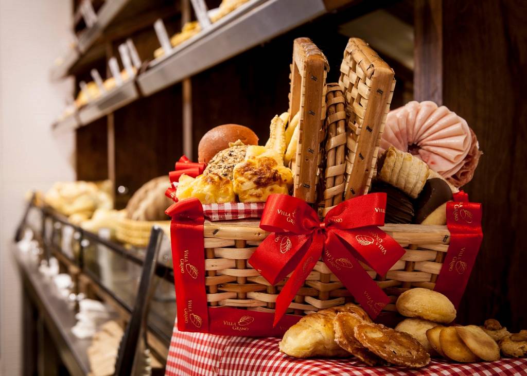 Opções de cesta de café da manhã para sua mãe por menos de R$ 200,00