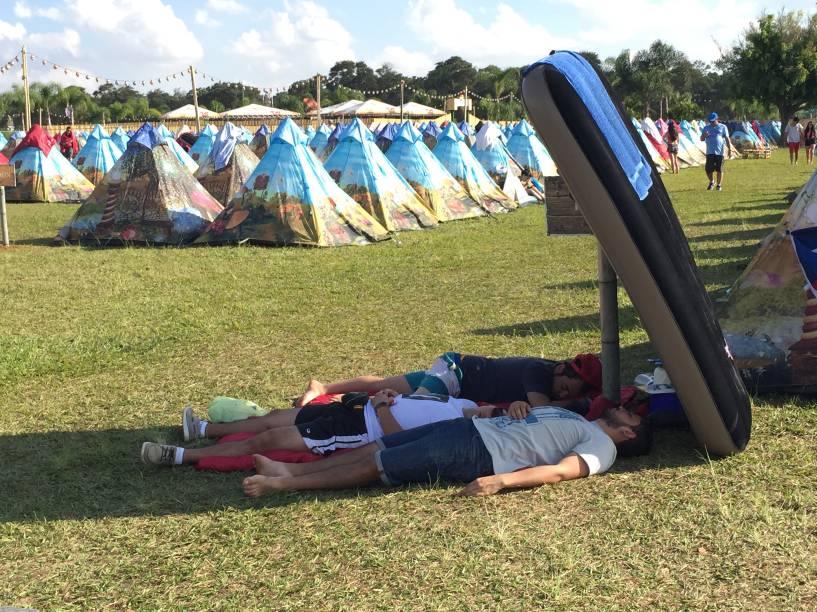 DreamVillage: cerca de 20 000 pessoas hospedadas DreamVillage: cerca de 20 000 pessoas hospedadas