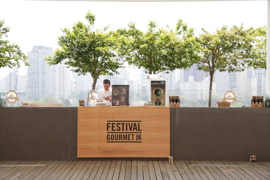 O festival acontece no 3° piso, em um espaço aberto O festival acontece no 3° piso, em um espaço aberto