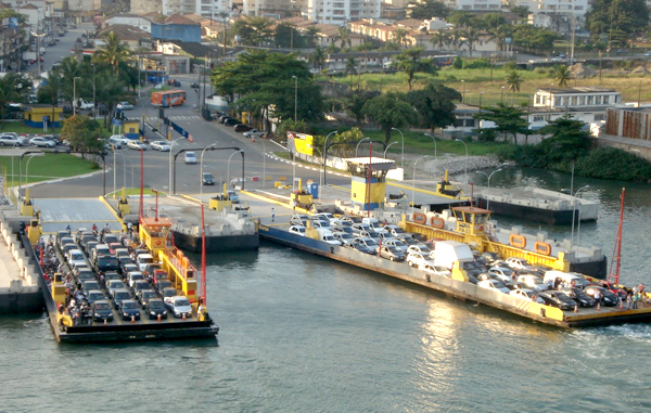 Balsa no Guarujá