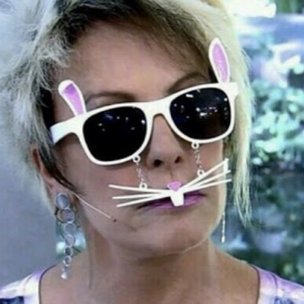 "Ria de si mesmo", aconselha Ana Maria Braga em seu post no Instagram "Ria de si mesmo", aconselha Ana Maria Braga em seu post no Instagram
