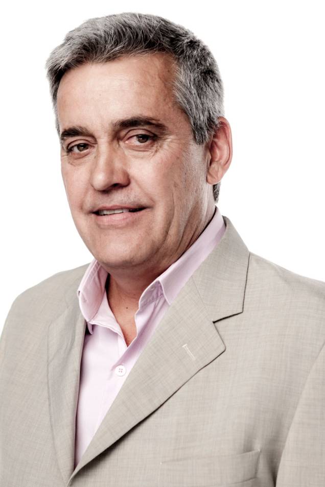 O jornalista esportivo Mauro Naves O jornalista esportivo Mauro Naves