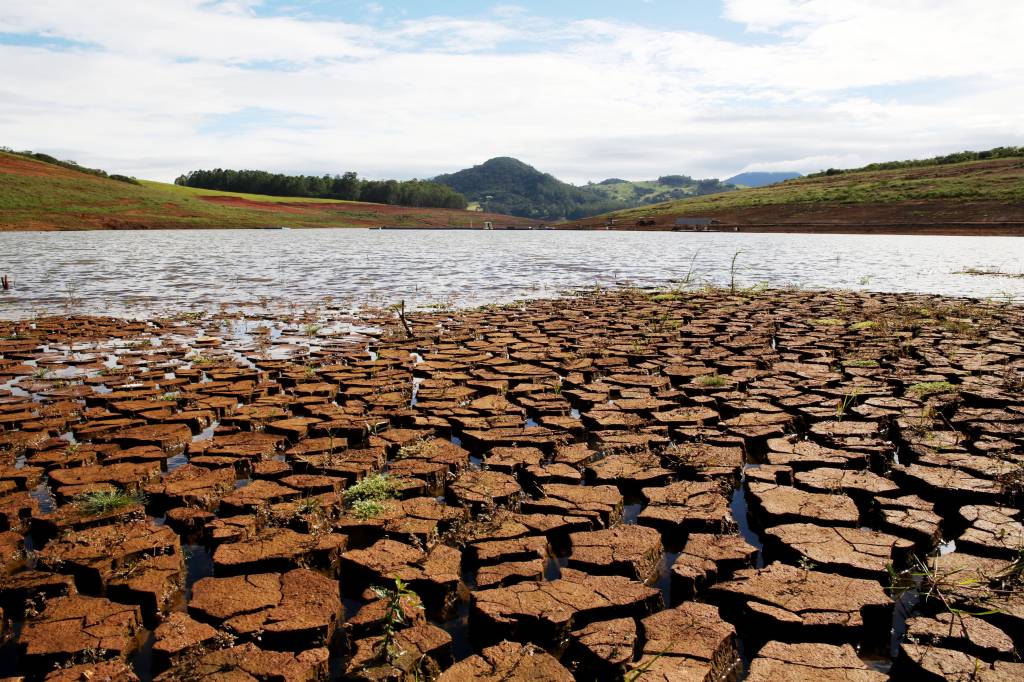 Há seis dias sem chuva, Cantareira sobe de novo e chega a 18,7%