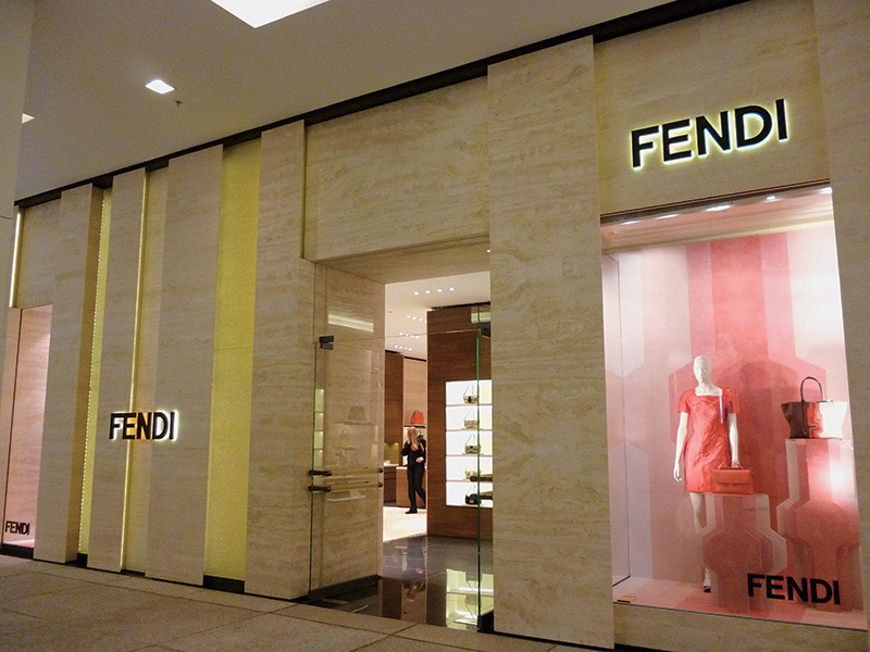 Vitrine Fendi