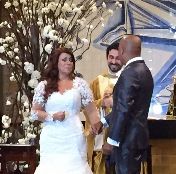 Rick publicou em sua conta no Instagram uma foto da cerimônia realizada em Aparecida Rick publicou em sua conta no Instagram uma foto da cerimônia realizada em Aparecida