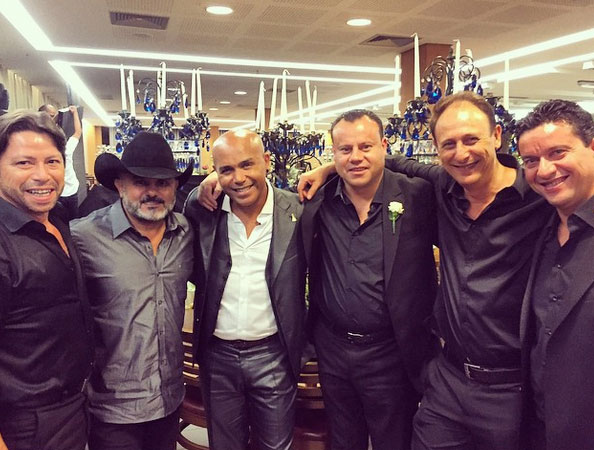 Rionegro, da dupla com Solimões, ao lado de Rick Rionegro, da dupla com Solimões, ao lado de Rick