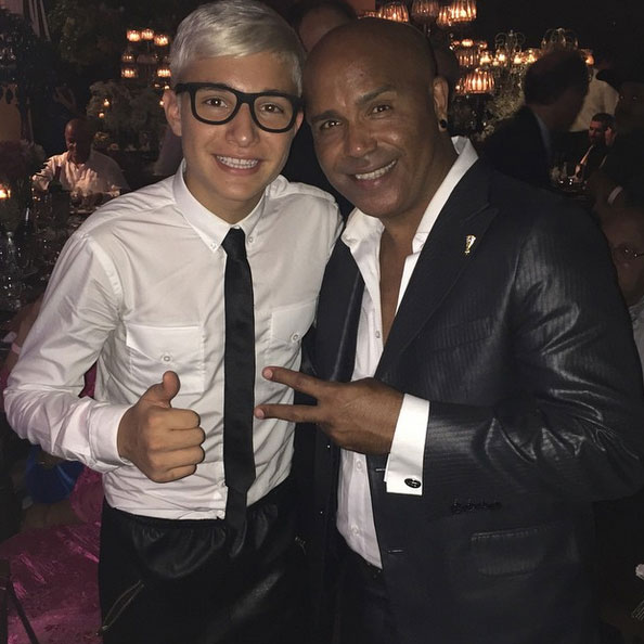 Rick publicou uma foto ao lado de MC Gui Rick publicou uma foto ao lado de MC Gui