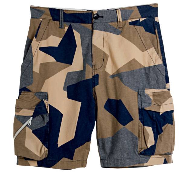 	Bermuda camuflada da Adidas Originals pode ser adquirida por 259,90 reais 