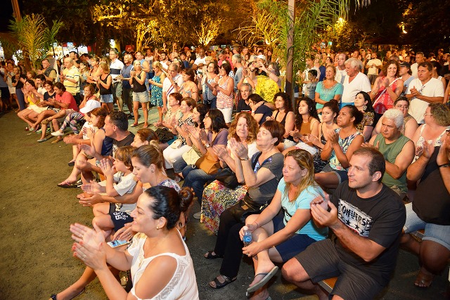 Shows semanais promovidos pelo espaço cultural animam turistas e moradores da região