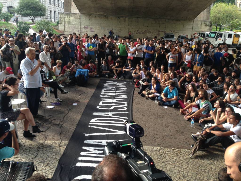 Movimeto Passe Livre promove aula pública antes do aumento da tarifa