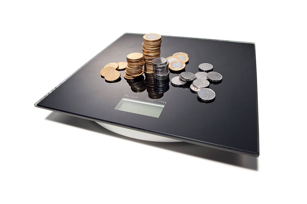 Dicas para poupar dinheiro ou sair do vermelho em 2015