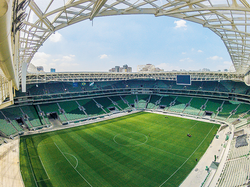 Gramado pronto para o jogo do dia 8: investimento de 660 milhões de reais