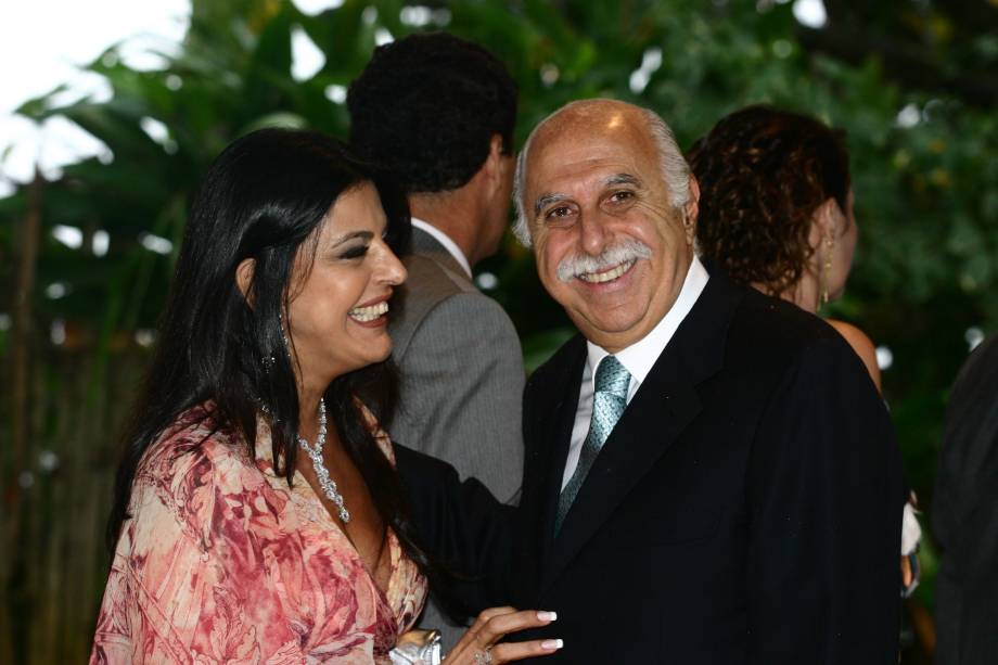 Roger Abdelmassih e a ex-mulher, Sônia, no casamento de Luciana Gimenez e Marcelo de Carvalho, na Fazenda Ponta de Canas, em 2006