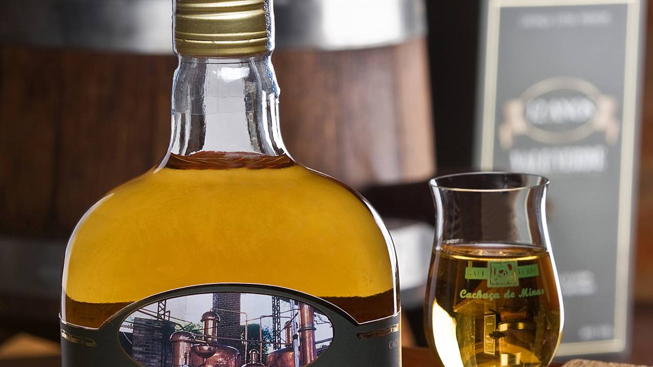 Cachaça Vale Verde 12 anos