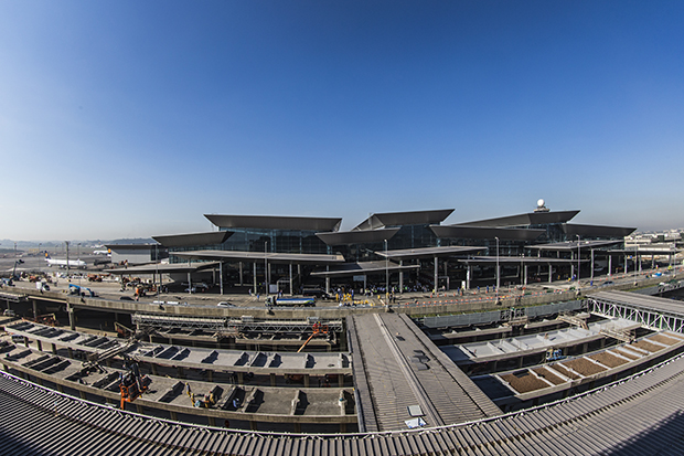 Fachada de prédio do Aeroporto de Guarulhos