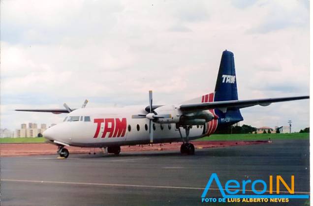 Do analógico para o digital: antigo Fokker 27 da Tam Do analógico para o digital: antigo Fokker 27 da Tam