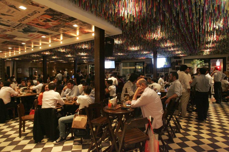 Tatu Bola: happy hour disputada no Itaim Tatu Bola: happy hour disputada no Itaim