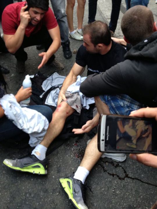Daniel Mola foi atropelado por um corsa prata Daniel Mola foi atropelado por um corsa prata