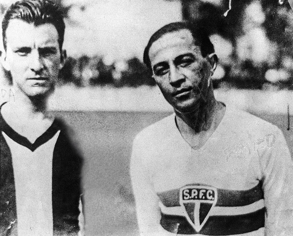 Quem foi um dos primeiros craques do futebol brasileiro