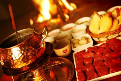 fondue-de-carne-chalezinho-divulgacao-edit.jpeg Fondue de carne do Era uma Vez um Chalezinho... 2227