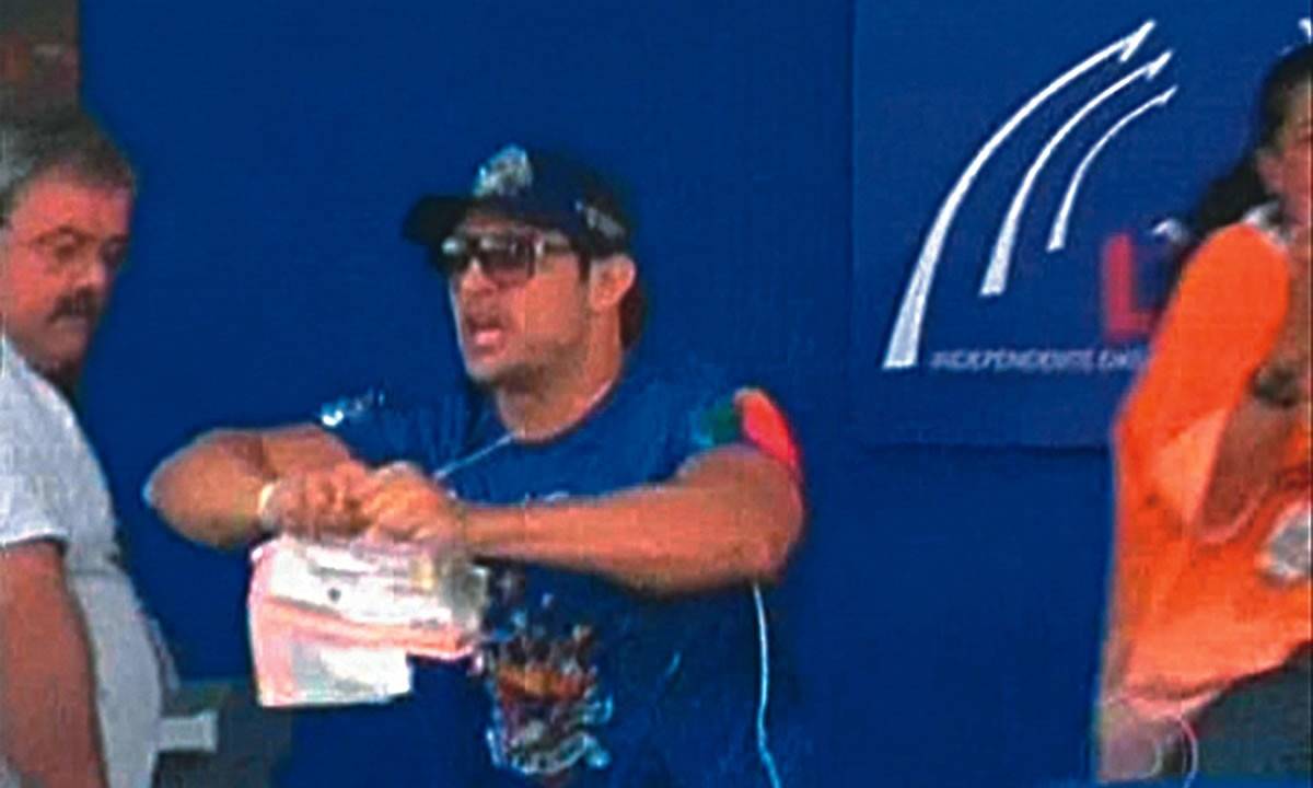 Vandalismo - Carnaval - Tiago Ciro Tadeu - Impédio da Casa Verde - 2258