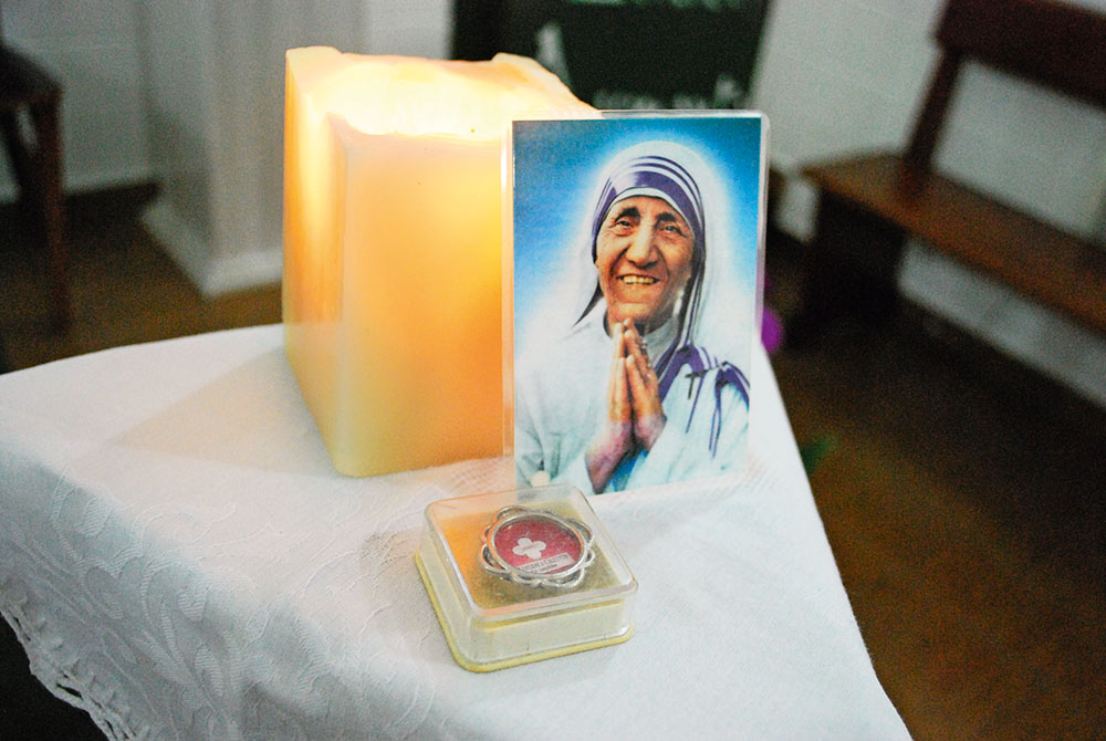 Madre Teresa finalmente vira santa neste domingo (4)