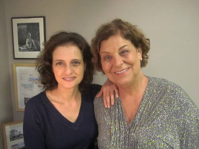 Denise Fraga e Claudia Mello: parceria profissional e pessoal, nas telas e nos palcos Denise Fraga e Claudia Mello: parceria profissional e pessoal, nas telas e nos palcos