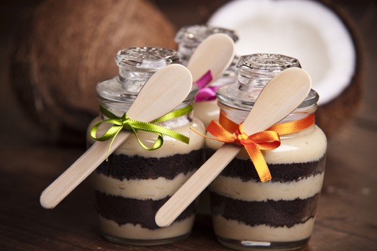 Casas apostam em doces servidos dentro de potinhos de vidro