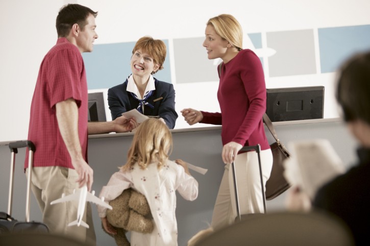 Família no Aeroporto - Guia Viagem