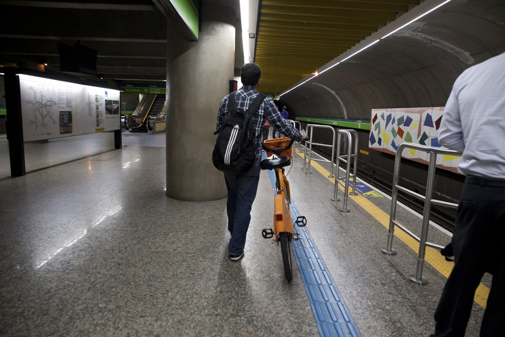 Teste da bicicleta no Metrô