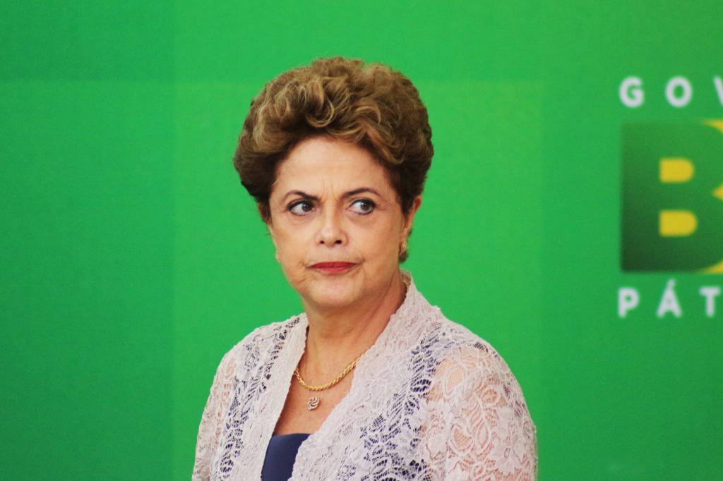 Dilma deixa Brasília para encontrar Lula em São Bernardo do Campo