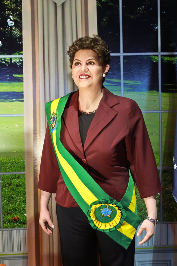Parece, mas não é: réplica da presidente Dilma Rousseff no Museu de Cera Parece, mas não é: réplica da presidente Dilma Rousseff no Museu de Cera