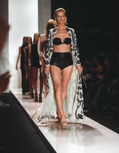 Eva Herzigova - Adriana Degreas - 2191